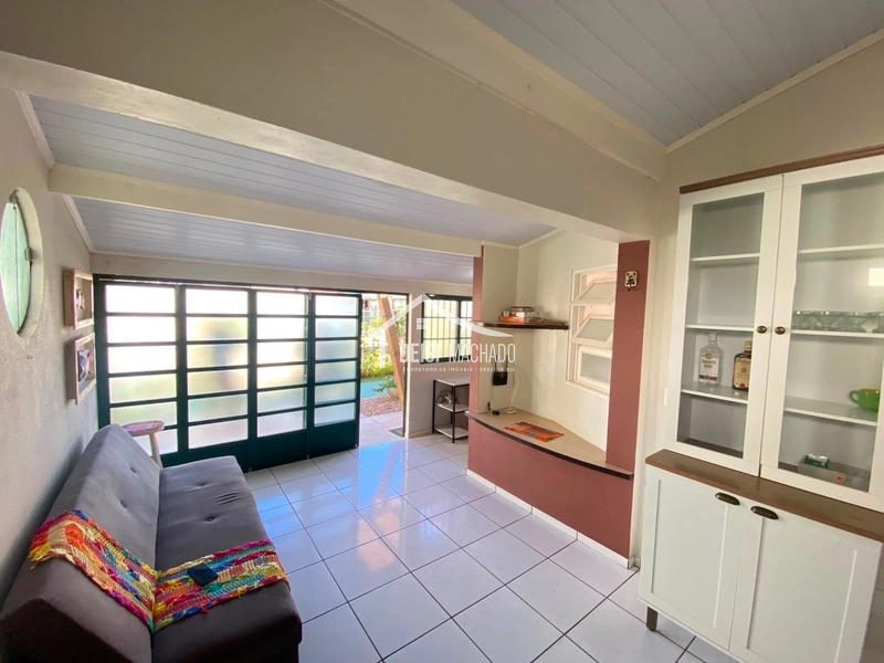 Apartamento térreo em prédio com piscinas em CAPÃO NOVO: 12ª foto da galeria de imagens do imóvel