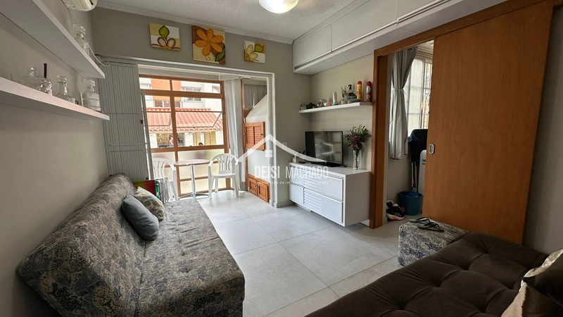 EXCELENTE APARTAMENTO TÉRREO DE 1DM A 50M DA BEIRA MAR: 1ª foto da galeria de imagens do imóvel