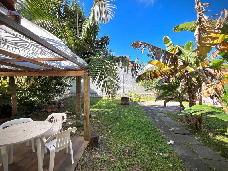 EXCELENTE CASA A VENDA EM CAPÃO NOVO: 27ª foto da galeria de imagens do imóvel