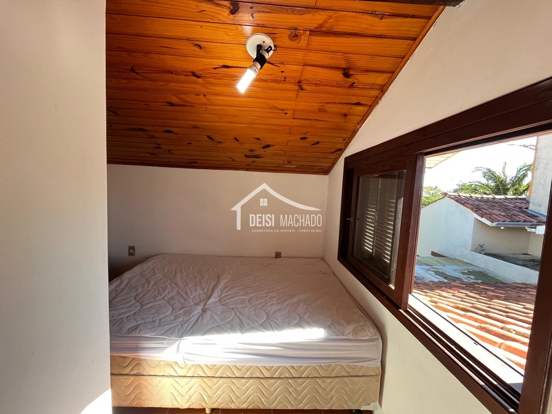 EXCELENTE CASA A VENDA EM CAPÃO NOVO: 34ª foto da galeria de imagens do imóvel
