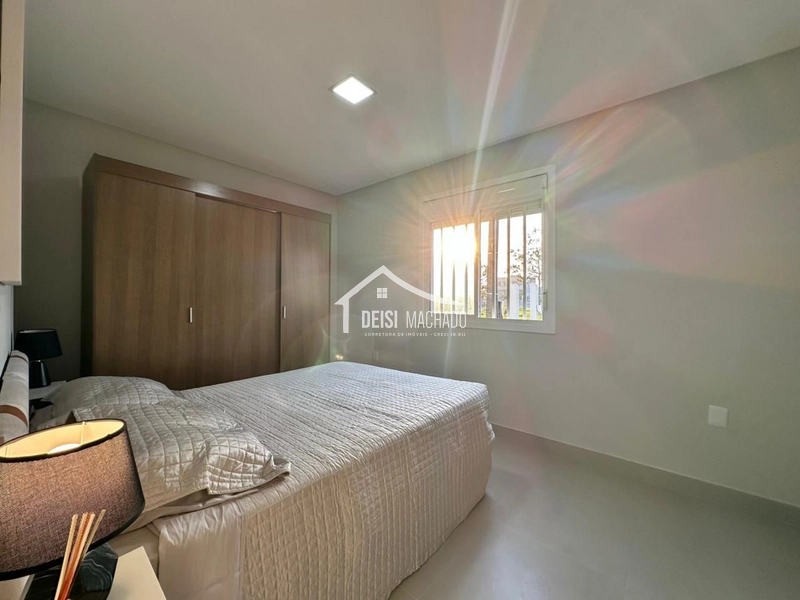Casa Dois dormitórios próximo do mar: 13ª foto da galeria de imagens do imóvel