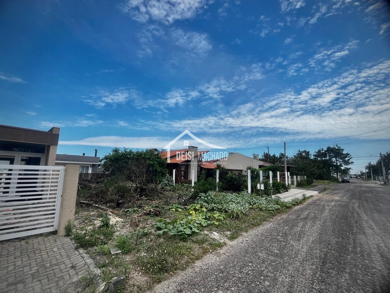 Terreno Pertinho do Mar na Praia de Capão Novo Village: 3ª foto da galeria de imagens do imóvel