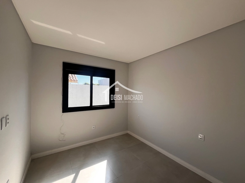Linda casa geminada no litoral: 3ª foto da galeria de imagens do imóvel