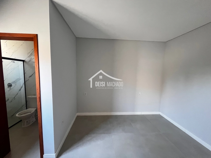 Linda casa geminada no litoral: 2ª foto da galeria de imagens do imóvel