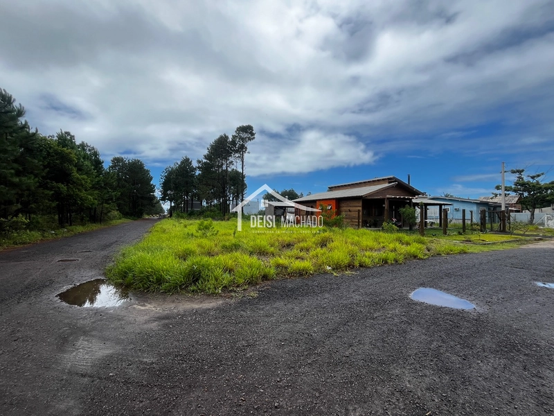 TERRENO DE ESQUINA PRONTO PARA CONSTRUIR: 1ª foto da galeria de imagens do imóvel