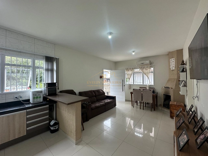 Vendo casa com 2 dormitórios no Bairro Senai: 5ª foto da galeria de imagens do imóvel