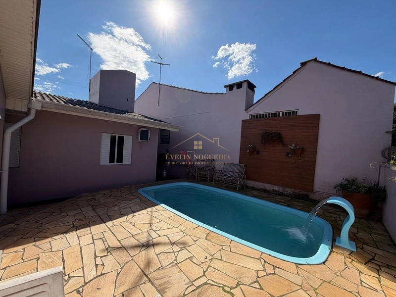 Vendo ótima casa com 3 dormitórios em excelente localização!: 7ª foto da galeria de imagens do imóvel