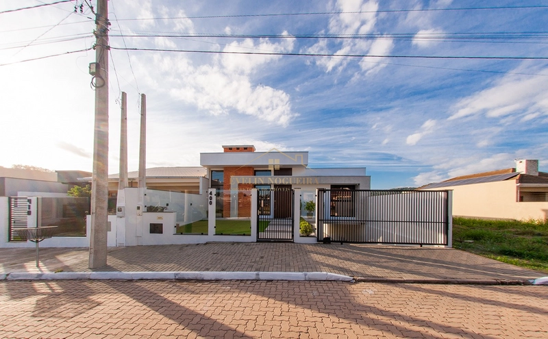 Vendo Belíssima Casa no Bairro Senai: 2ª foto da galeria de imagens do imóvel