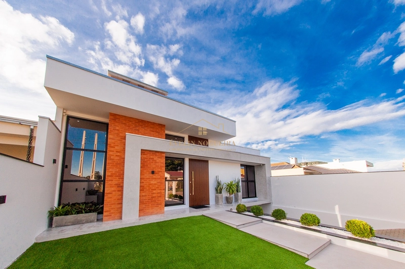 Vendo Belíssima Casa no Bairro Senai: 4ª foto da galeria de imagens do imóvel