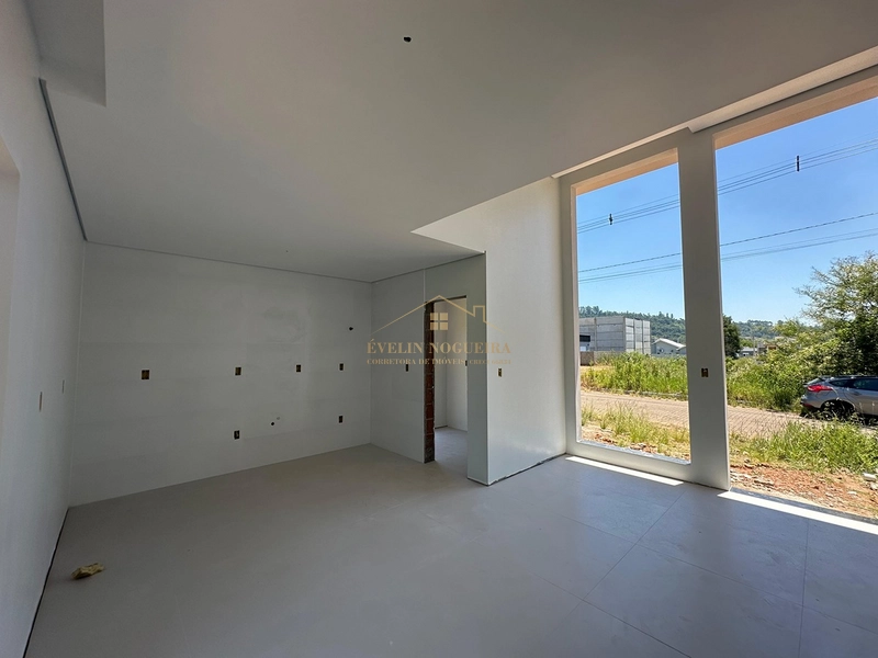 Casa Nova com Pé-Direito Alto no Loteamento San Vicente, próxima ao Fórum de Montenegro: 2ª foto da galeria de imagens do imóvel