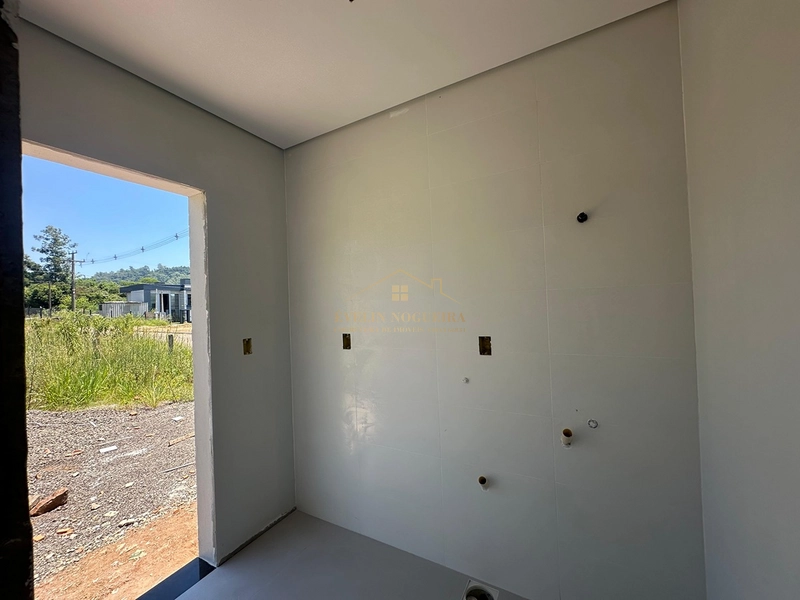 Casa Nova com Pé-Direito Alto no Loteamento San Vicente, próxima ao Fórum de Montenegro: 6ª foto da galeria de imagens do imóvel