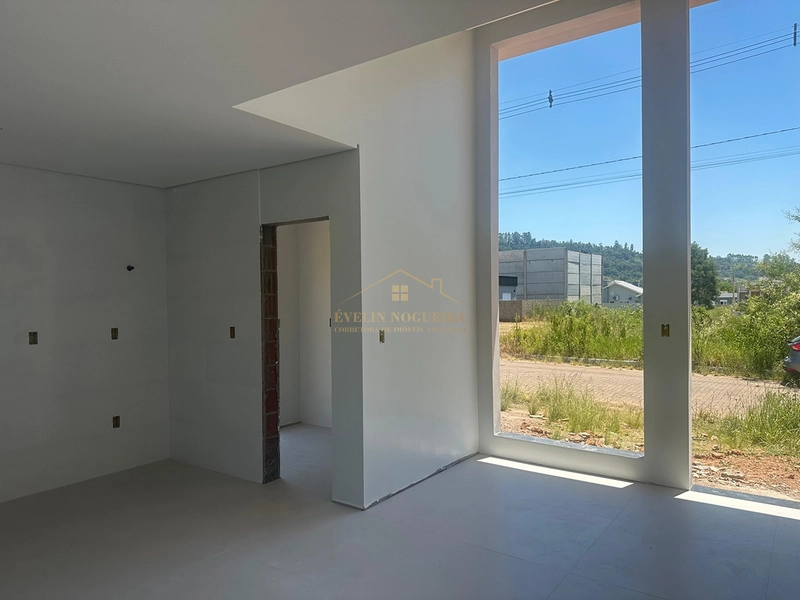 Casa Nova com Pé-Direito Alto no Loteamento San Vicente, próxima ao Fórum de Montenegro: 3ª foto da galeria de imagens do imóvel