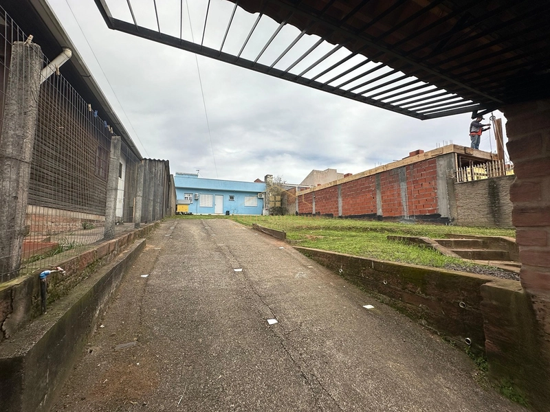 Vendo casa em alvenaria em ótimo bairro: 2ª foto da galeria de imagens do imóvel