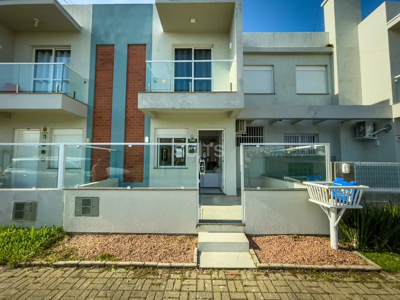 Excelente sobrado à 03 quadras do mar no centro de Xangri-Lá: 2ª foto da galeria de imagens do imóvel