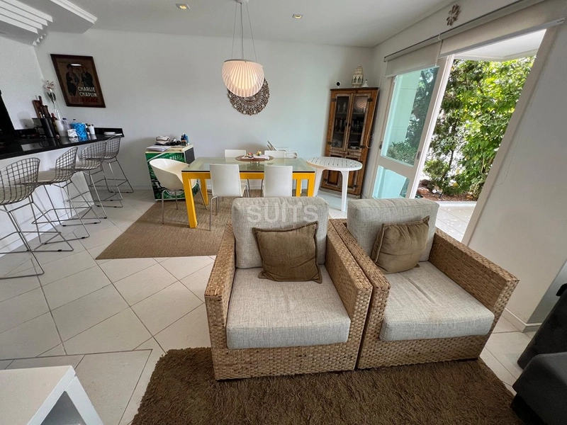 Excelente duplex à venda no Centro : 8ª foto da galeria de imagens do imóvel