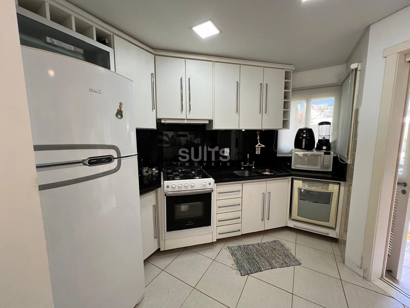 Excelente duplex à venda no Centro : 10ª foto da galeria de imagens do imóvel