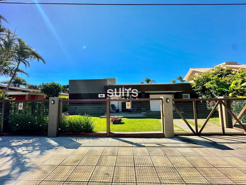 Excelente casa à venda em Atlântida : 2ª foto da galeria de imagens do imóvel