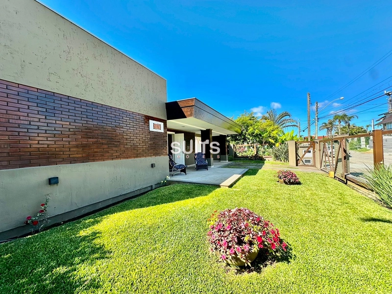 Excelente casa à venda em Atlântida : 3ª foto da galeria de imagens do imóvel