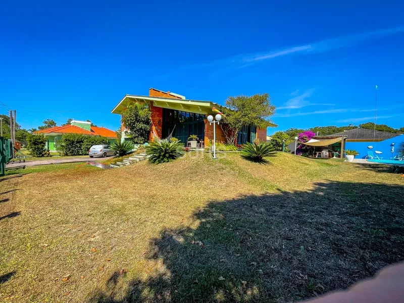 Lindo sobrado diferenciado na praia de Atlântida: 3ª foto da galeria de imagens do imóvel