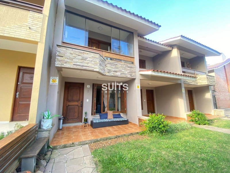 Excelente duplex à venda no centro de Xangri-lá: 1ª foto da galeria de imagens do imóvel