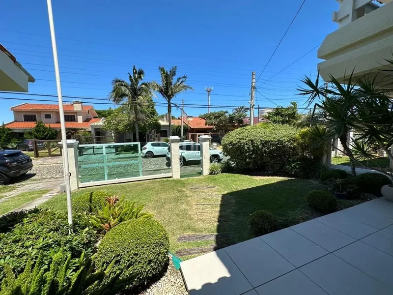 Sobrado com 02 terrenos em ótima localização no Centro de Xangri-Lá: 3ª foto da galeria de imagens do imóvel