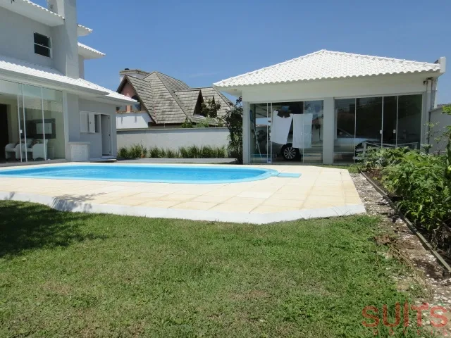 Excelente Sobrado em Atlântida: 4ª foto da galeria de imagens do imóvel