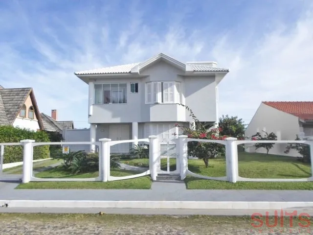 Excelente Sobrado em Atlântida: 1ª foto da galeria de imagens do imóvel