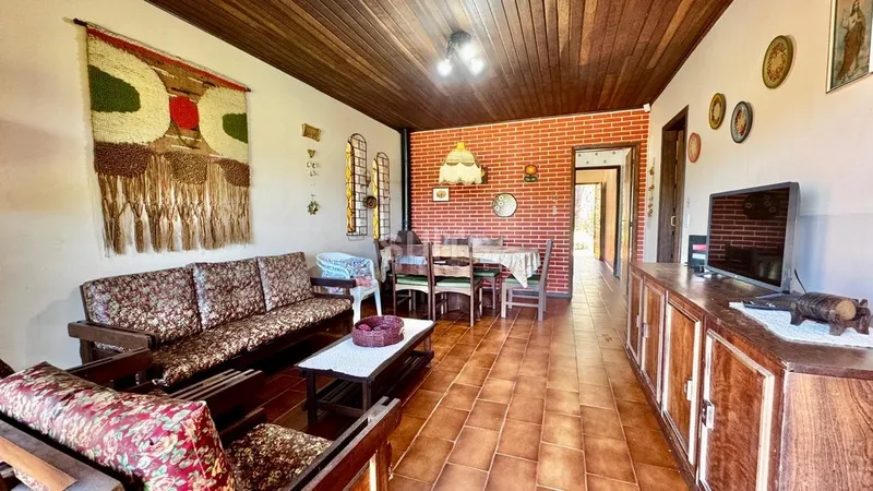 Excelente casa à venda no Centro de Xangri-lá: 6ª foto da galeria de imagens do imóvel