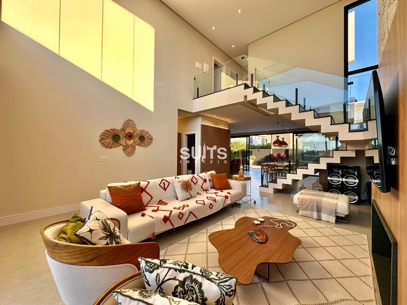 Excelente sobrado à venda no condomínio Sunset: 3ª foto da galeria de imagens do imóvel