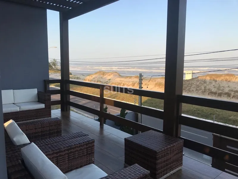 Lindo Sobrado Beira Mar em Atlântida Sul: 28ª foto da galeria de imagens do imóvel