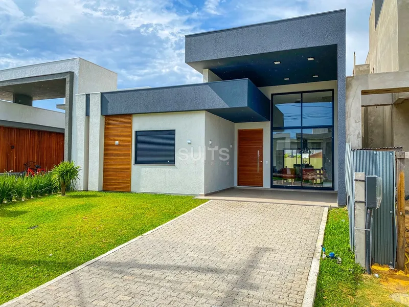 Linda casa à venda no condomínio Blue: 1ª foto da galeria de imagens do imóvel