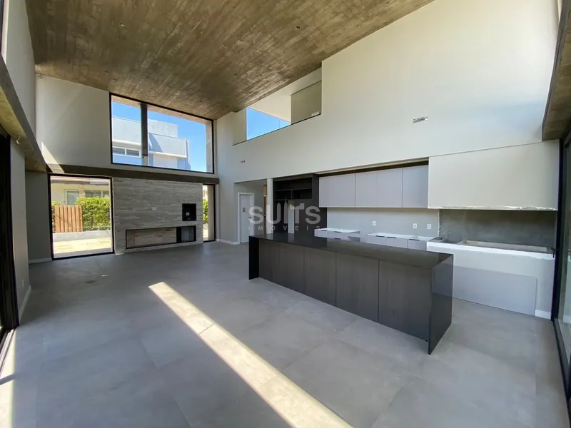 Excelente sobrado de frente para o lago no condomínio Acqualina: 8ª foto da galeria de imagens do imóvel