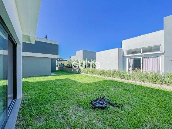 Excelente sobrado à venda no condomínio Dubai em Capão da Canoa: 36ª foto da galeria de imagens do imóvel