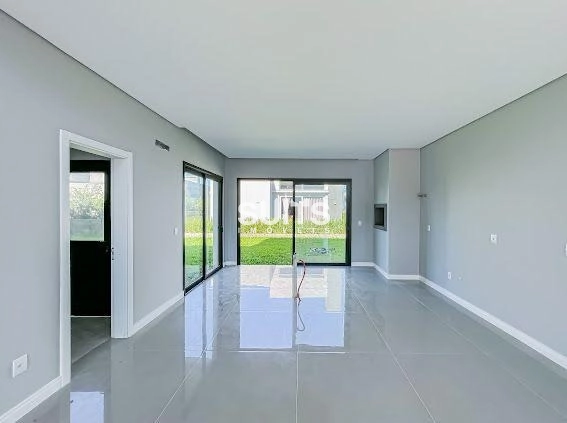 Excelente sobrado à venda no condomínio Dubai em Capão da Canoa: 16ª foto da galeria de imagens do imóvel