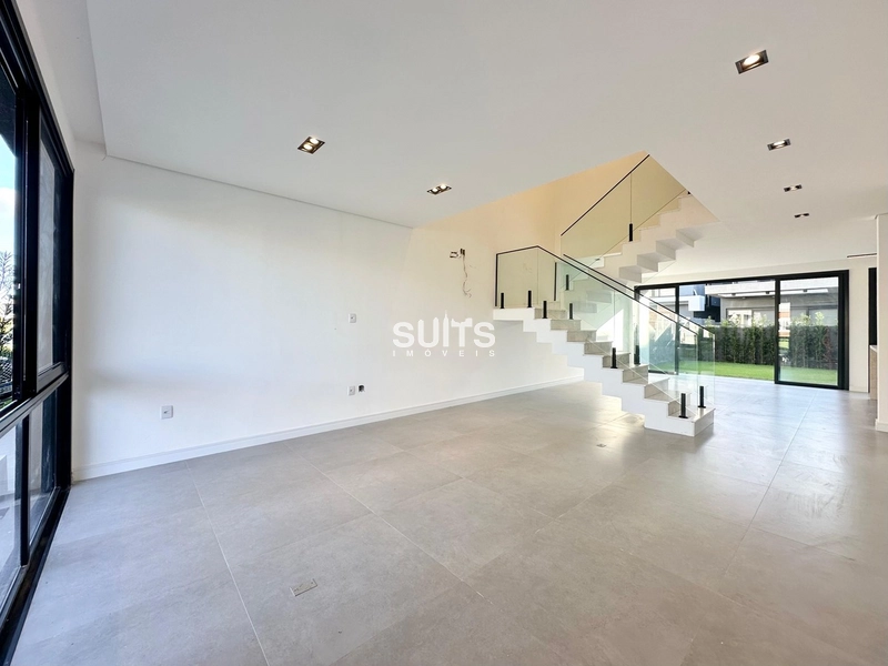 Excelente sobrado à venda no condomínio Blue: 3ª foto da galeria de imagens do imóvel