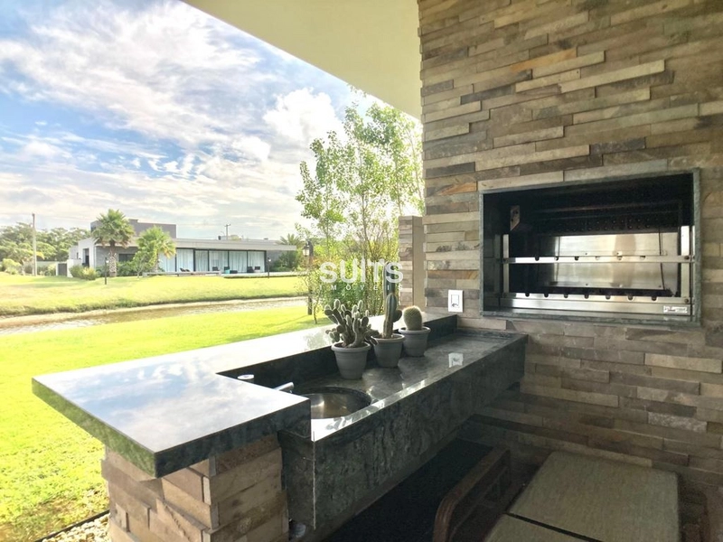 Magnífico sobrado à venda no condomínio Villaggio em Atlântida: 37ª foto da galeria de imagens do imóvel