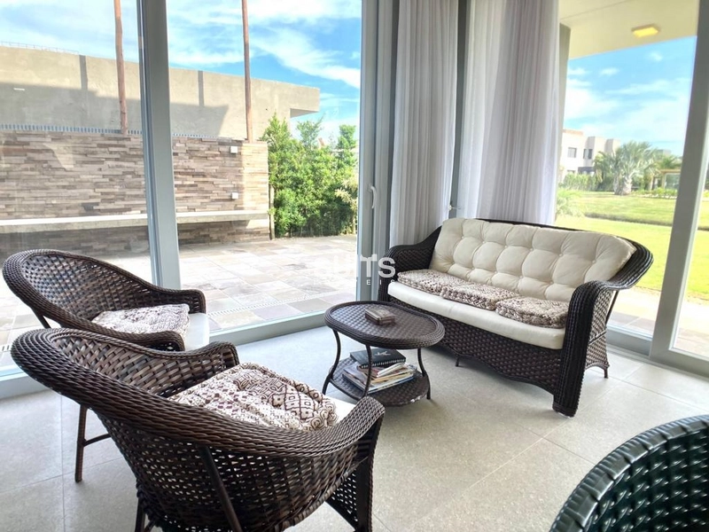 Magnífico sobrado à venda no condomínio Villaggio em Atlântida: 30ª foto da galeria de imagens do imóvel