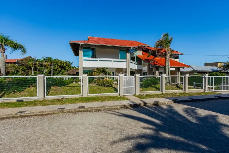 Excelente sobrado à venda no Centro: 5ª foto da galeria de imagens do imóvel