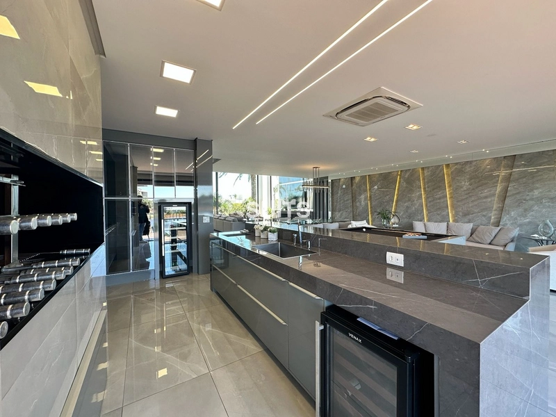 Mansão beira lago mobiliada e decorada: 9ª foto da galeria de imagens do imóvel