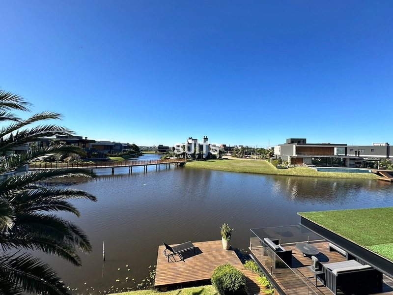 Mansão beira lago mobiliada e decorada: 18ª foto da galeria de imagens do imóvel