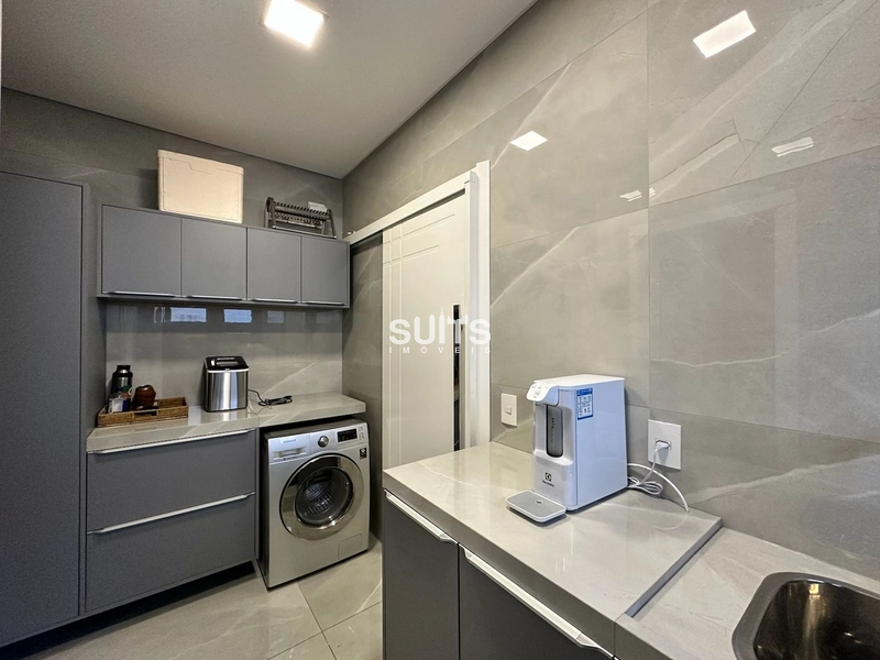 Mansão beira lago mobiliada e decorada: 12ª foto da galeria de imagens do imóvel