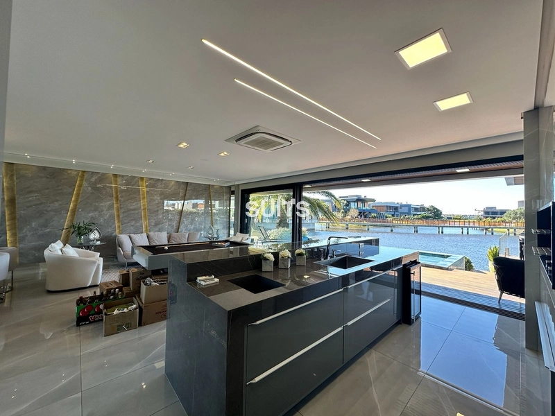 Mansão beira lago mobiliada e decorada: 7ª foto da galeria de imagens do imóvel