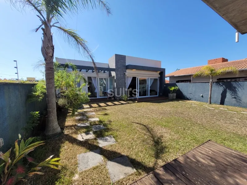 Ótima casa à poucos metros do mar na praia de Rainha do Mar: 6ª foto da galeria de imagens do imóvel