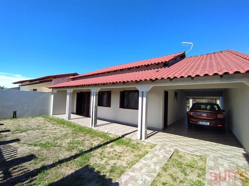 Ótima casa à venda na praia de Atlântida Sul em Osório: 2ª foto da galeria de imagens do imóvel
