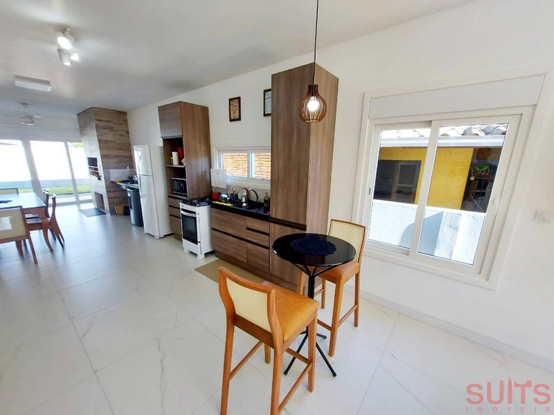 Excelente casa à venda no Centro de Xangri-Lá: 10ª foto da galeria de imagens do imóvel