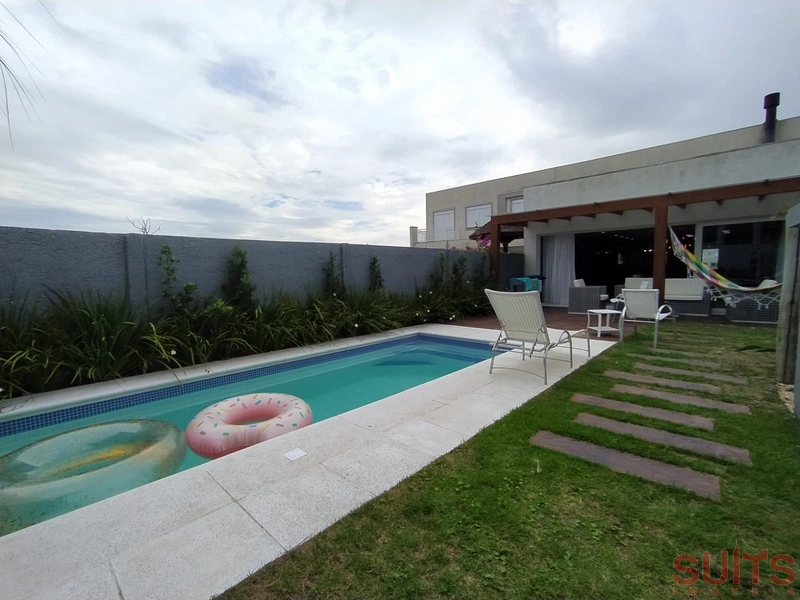 Incrível casa à venda no condomínio Páteo Marbella: 22ª foto da galeria de imagens do imóvel