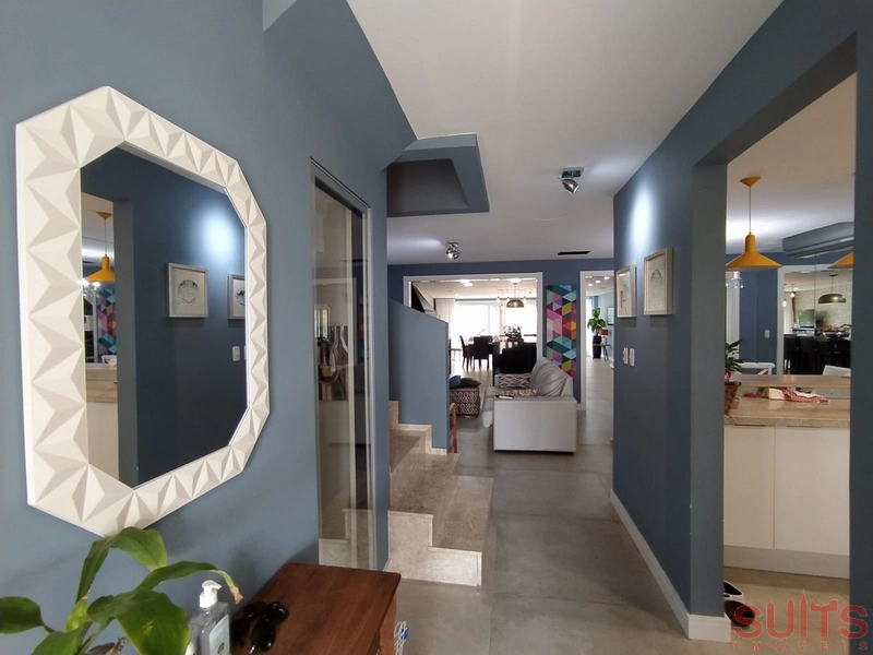 Incrível casa à venda no condomínio Páteo Marbella: 1ª foto da galeria de imagens do imóvel
