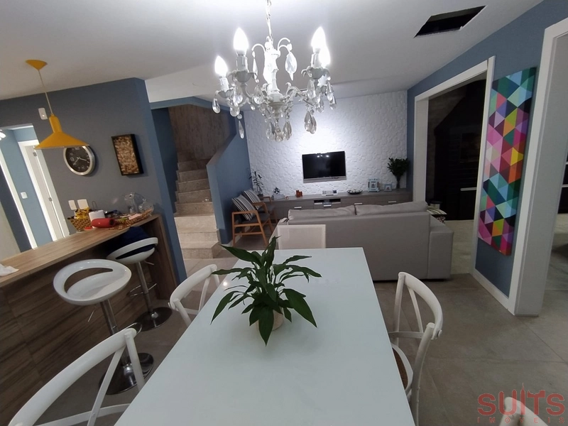 Incrível casa à venda no condomínio Páteo Marbella: 4ª foto da galeria de imagens do imóvel