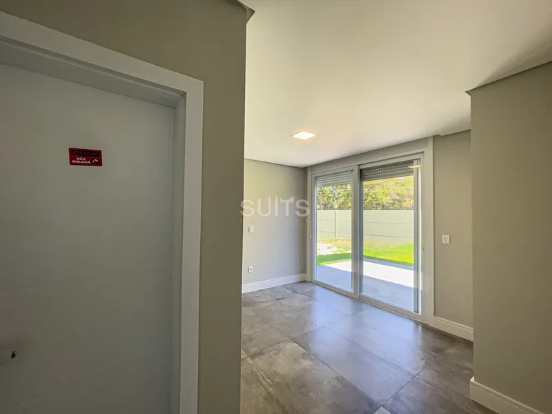 Belíssima casa no condomínio Villaggio Atlântida: 36ª foto da galeria de imagens do imóvel