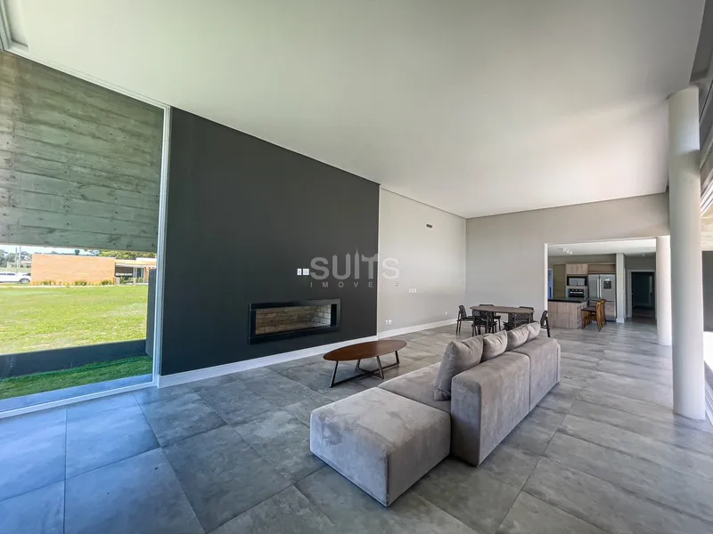 Belíssima casa no condomínio Villaggio Atlântida: 10ª foto da galeria de imagens do imóvel